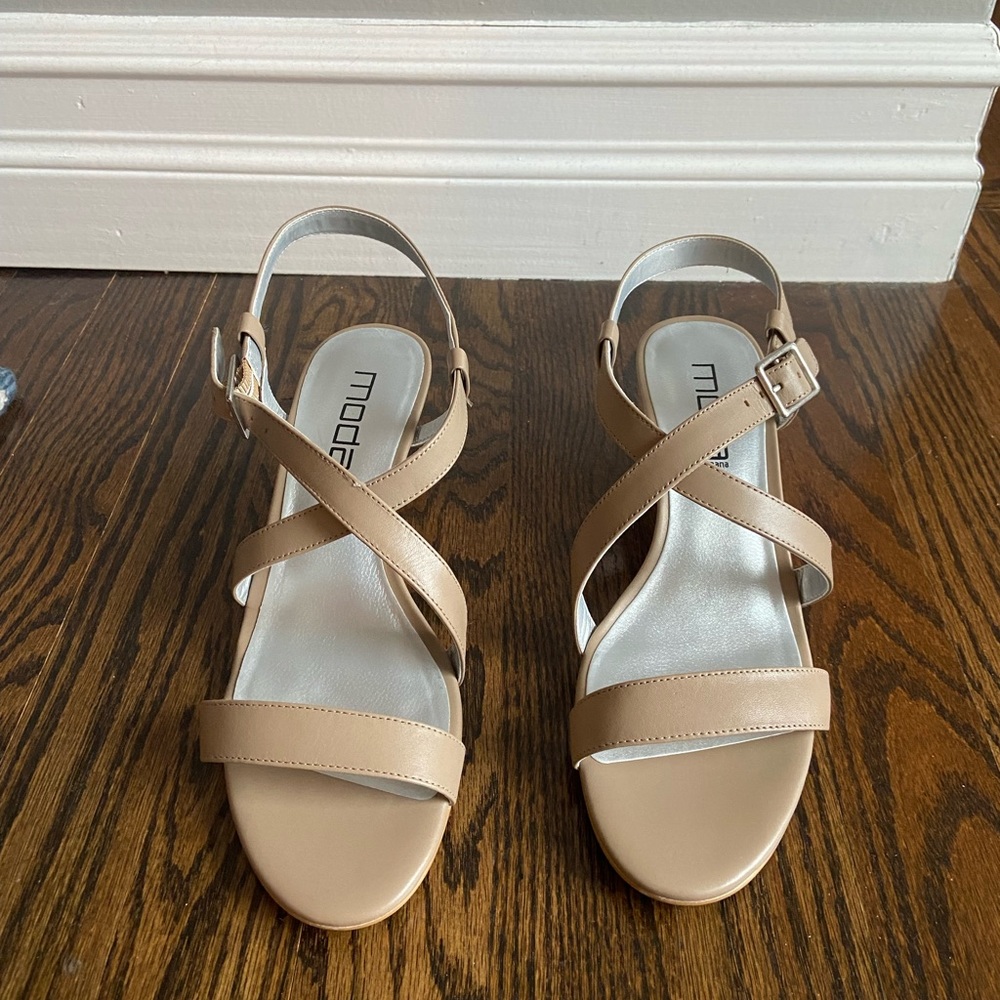 NEW! Moda Spana wedge sandals